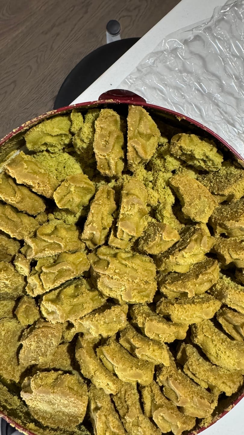 Customer photo review of 4 Flavours Lowrey Butter Cookies 4 Tins Value Pack