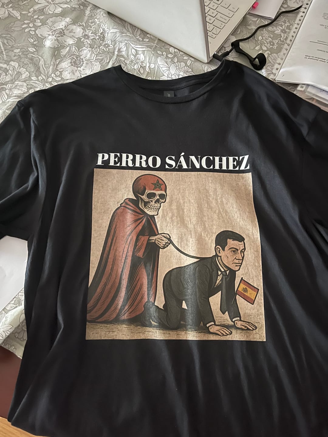Customer photo review of Perro Sánchez camiseta (unidades limitadas)