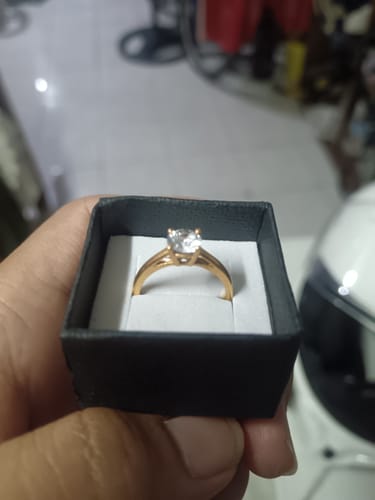 Customer photo review of 1ct Classic Solitaire Engagement Ring (ON HAND)
