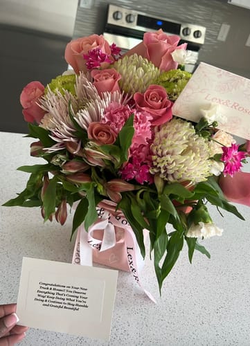Customer photo review of Pinkz Arrangement