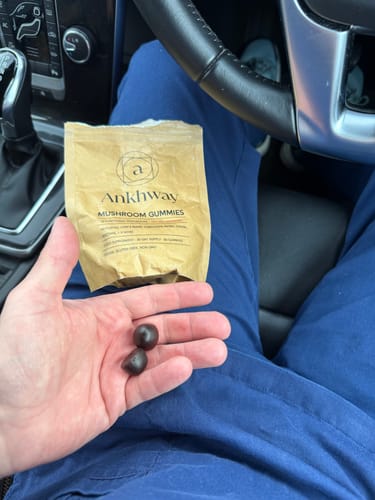 Customer photo review of 2-Month Mushroom Gummies