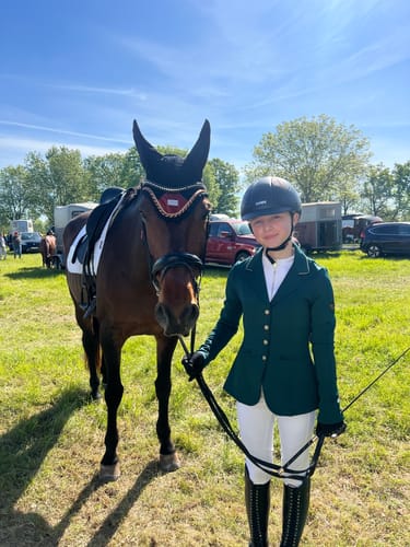 Customer photo review of Strotonin Horse Support