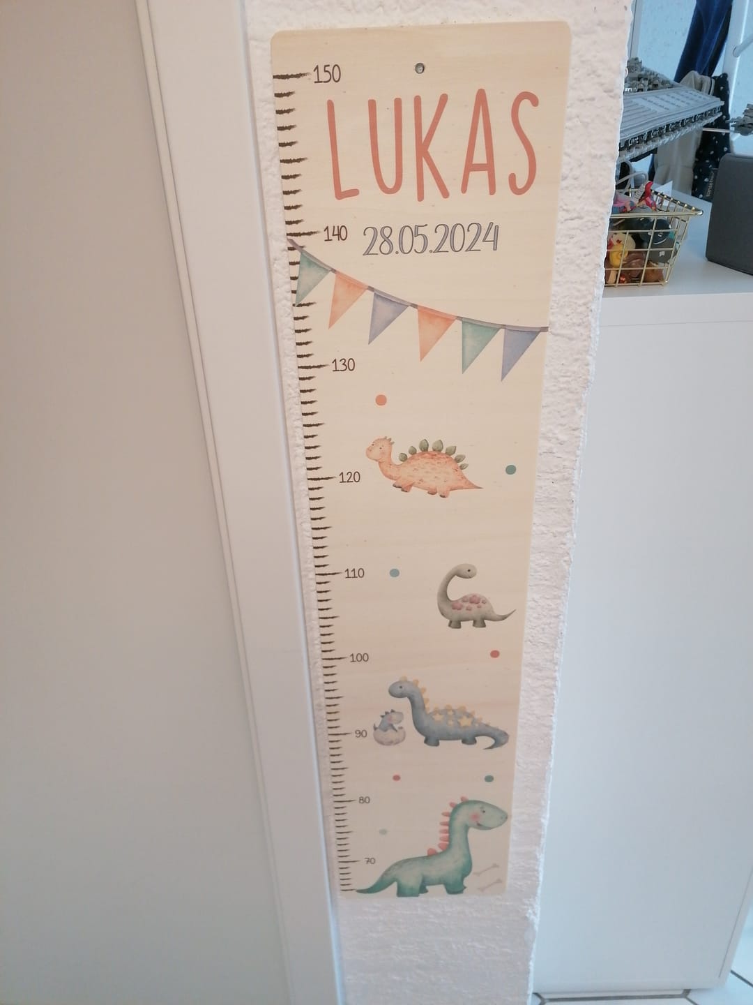 Customer photo review of Messlatte Kinder Holz & Aluverbund - Dino