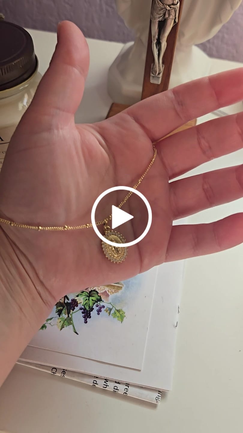 Customer video review of Our Lady of Grace Miraculous Medal Gold Filled Satellite Chain Necklace
