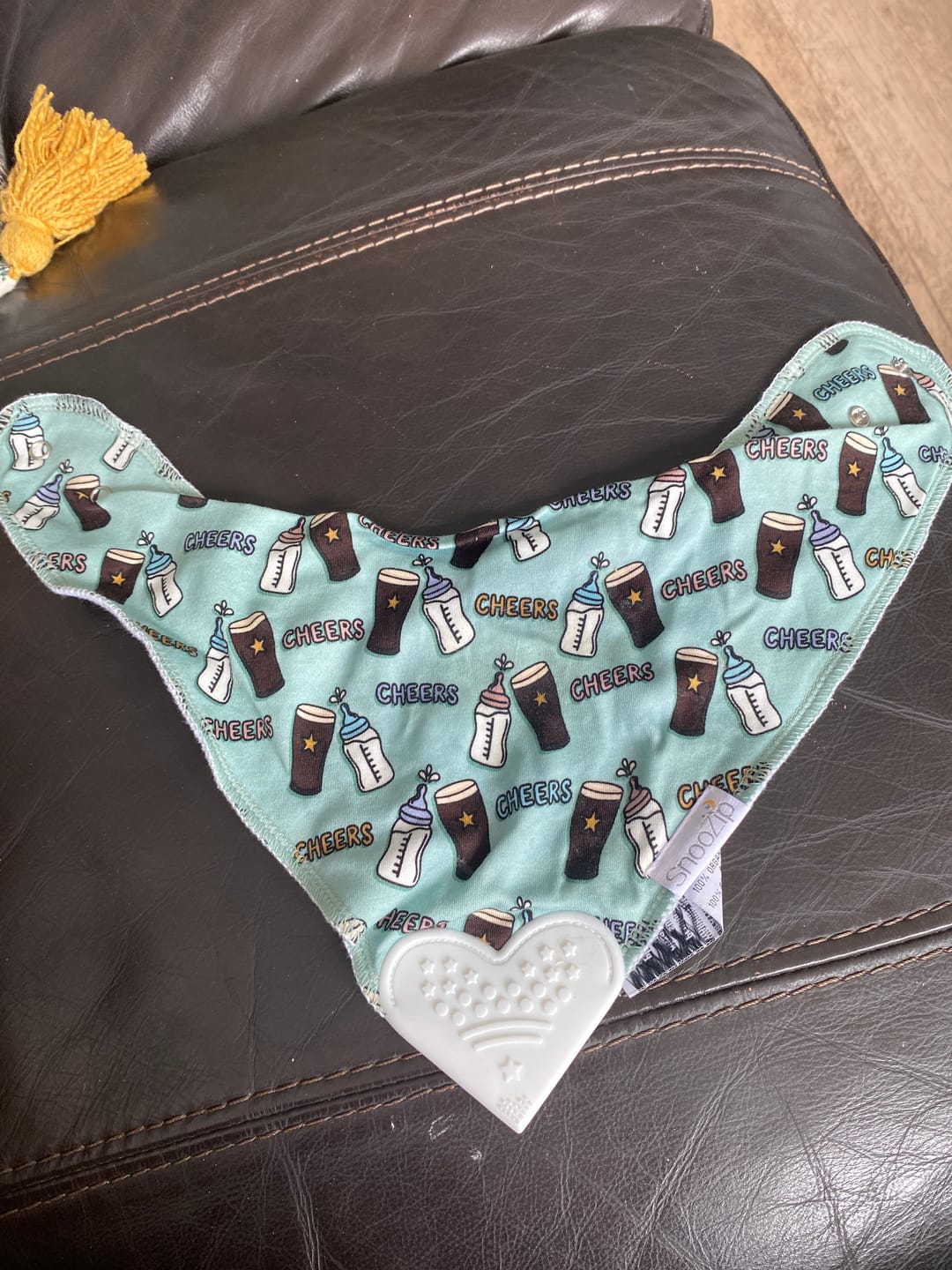 Customer photo review of Nap-erol Teething Bib