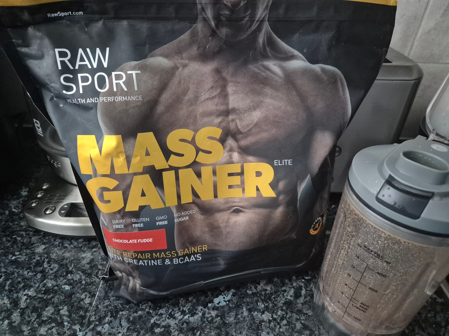 Customer photo review of Mass Gainer Professional | Informed Sport