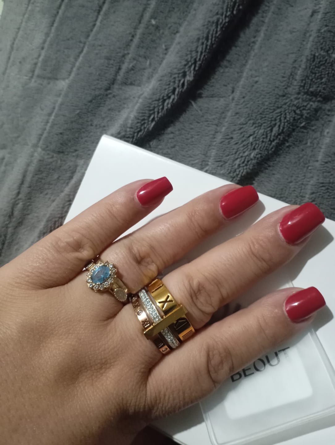 Customer photo review of Anel Triplo Momentos Banhado em Ouro 18k