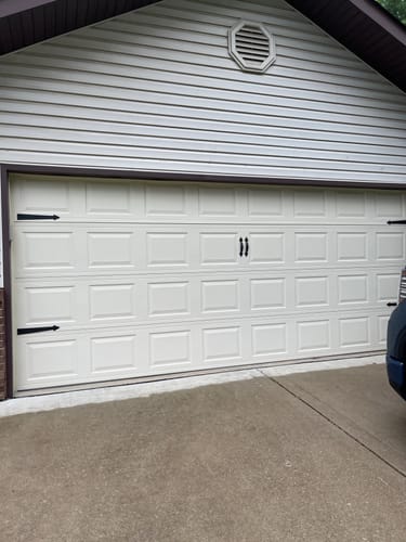 Customer photo review of Premium Magnetic Garage Door Hardware Set