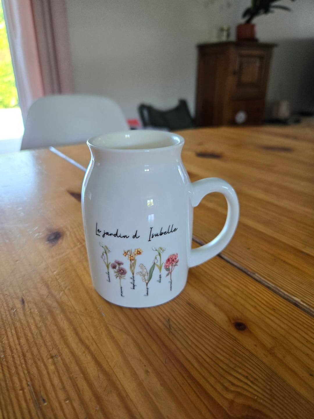 Customer photo review of Toujours en fleur - Vase personnalisé avec des fleurs et noms pour Maman et Mamie