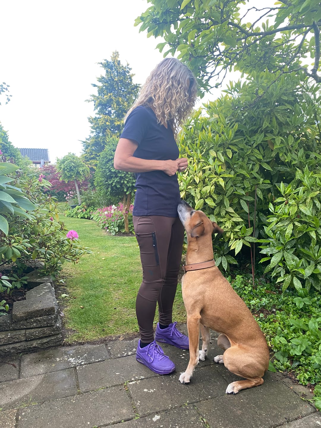 Customer photo review of FeelFree Dog Walker Tights | Bison | Coco