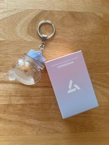 Customer photo review of [2ND PRE-ORDER] SEVENTEEN - BONGBONGEE OFFICIAL LIGHT STICK PARTS KEYRING