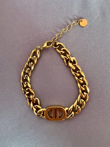 Customer photo review of Prestige Armband | 18K vergoldet