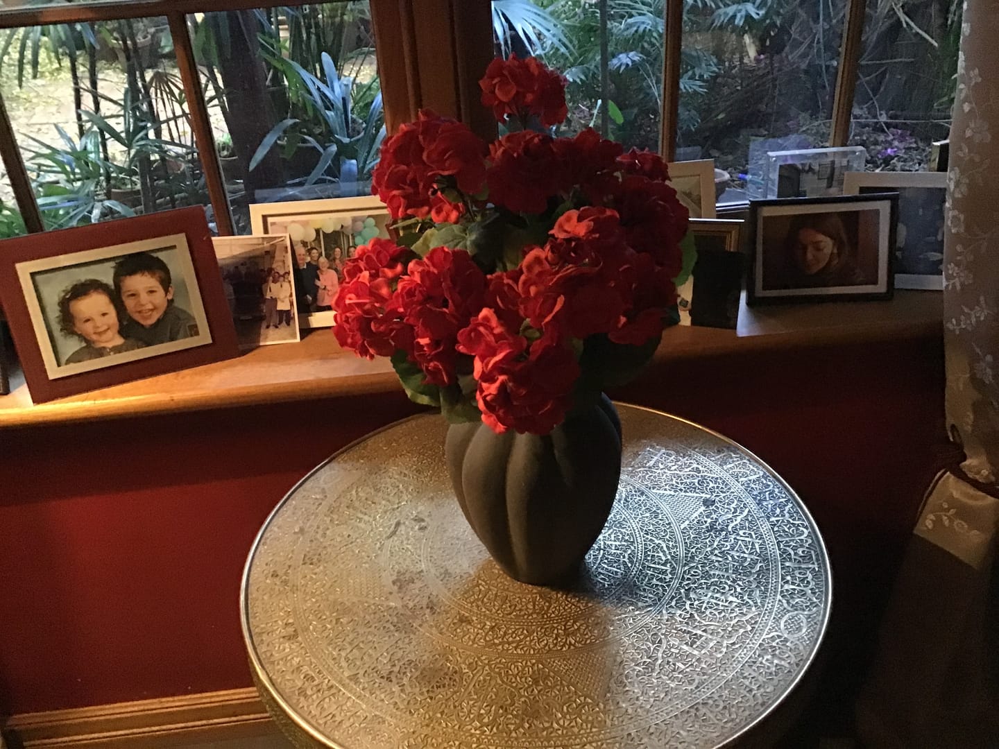 Customer photo review of Basma Vase - Black40cm