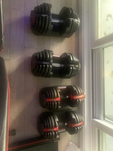 Customer photo review of **Pré-commande** Ensemble de 2 Haltères Ajustables (10 à 90lb)