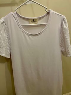 Customer photo review of Eyelet Sleeve Tee
