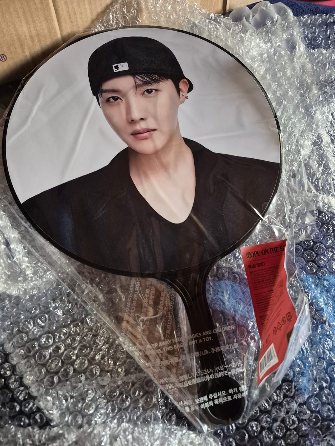 Customer photo review of [2ND PRE-ORDER] BTS J-HOPE - HOPE ON THE STAGE OFFICIAL MD IMAGE PICKET