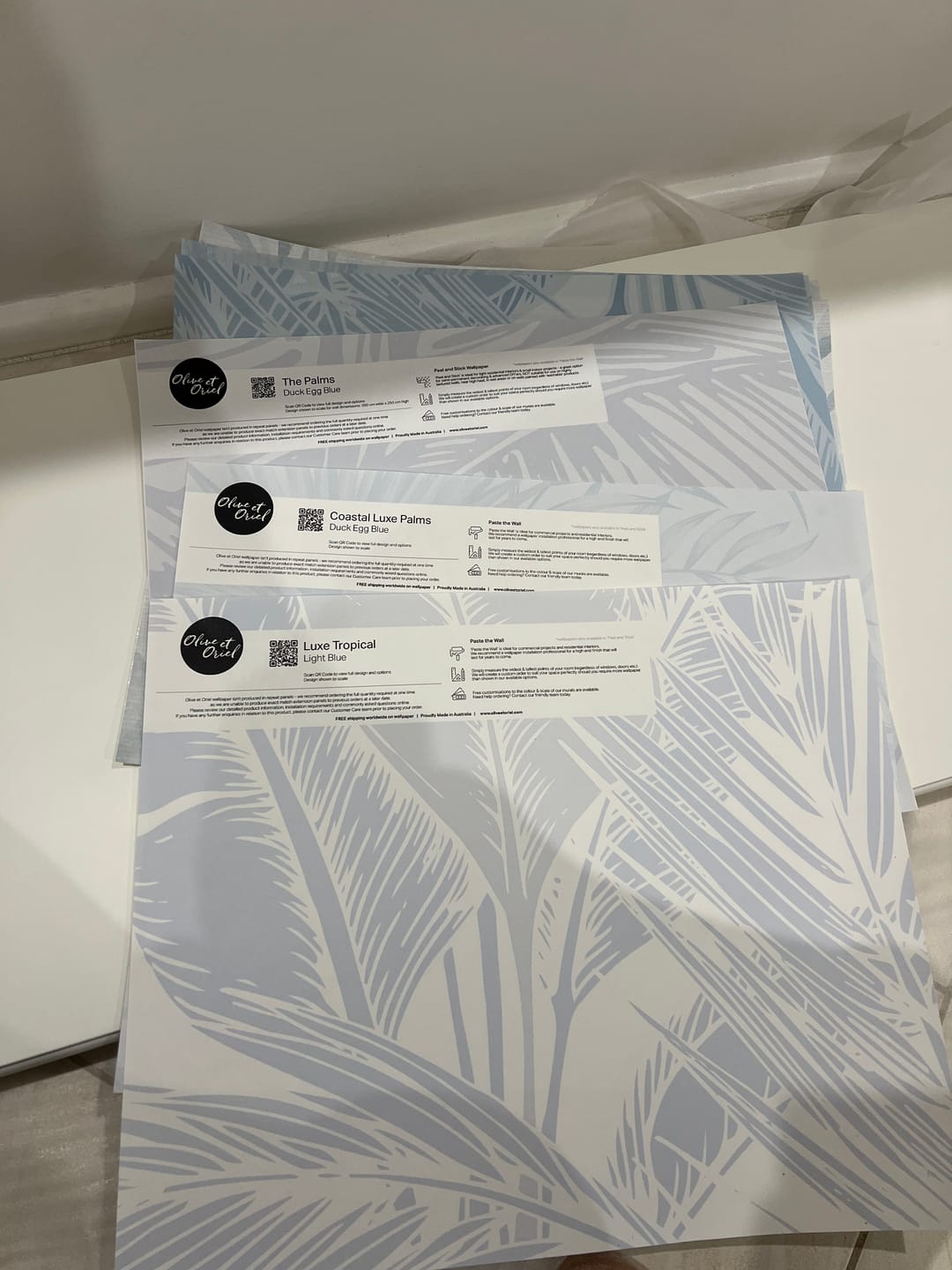 Customer photo review of Luxe Tropical in Light Blue Wallpaper