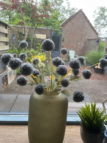 Customer photo review of Zijden Kiku Bloemen - Blauwgrijs (10 stengels)