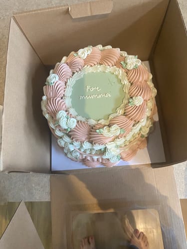 Customer photo review of mia