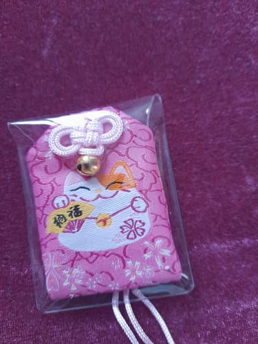 Customer photo review of Omamori Kawaii Rose - Maneki Neko