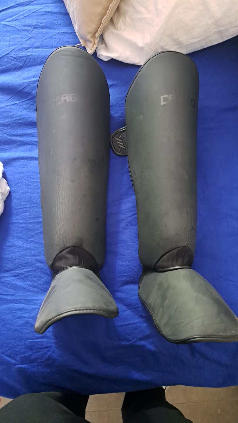 Customer photo review of Caged Scheenbeschermers Shadow - Mat Zwart