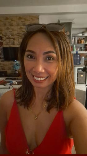 Customer photo review of Cosima Necklace - Stylists Picks Of The Month