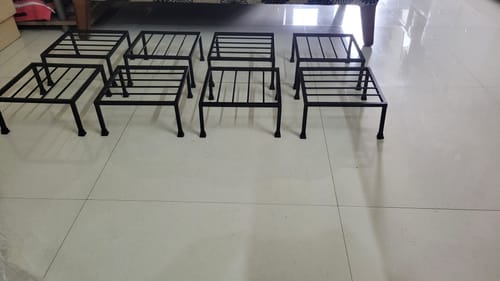 Customer photo review of UnitedCrafts Metal Heavy Sturdy Flower Pot stand (Black)