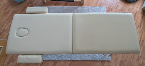 Customer photo review of Massageliege Klappbar Sofia Light | Kosmetikliege