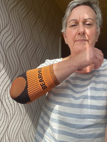 Carol B. review of Elbow Compression Support Sleeve For Tennis Elbow Recovery image 1 out of 1