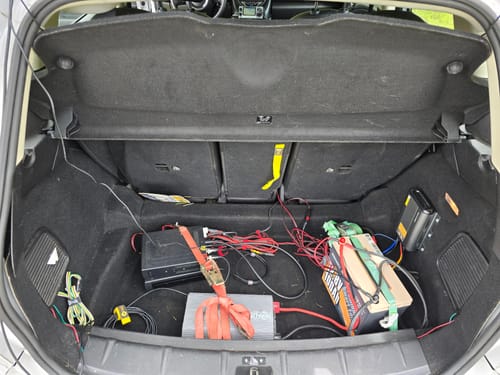 Customer photo review of Power Queen 12V 100Ah Mini Low-temp Smart Deep Cycle Lithium Battery