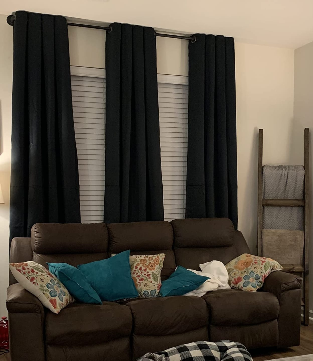Customer photo review of Hussein 4 Layers OEKO Certified Soundproof Thermal 100% Blackout Anti-Dust Premium Custom Curtain