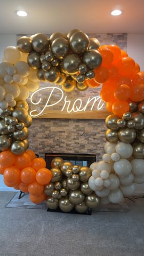 Customer photo review of Party & Hoop Balloon Circle Loop Flower Arch Photo Booth Backdrop Stand