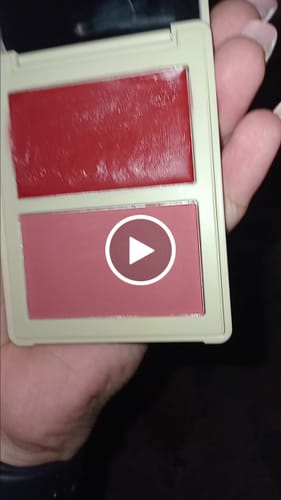 Customer video review of RUBOR EN DÚO ALLURE CREMA Y POLVO COMPACTO
