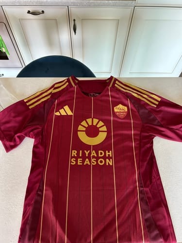 Customer photo review of PRIMA MAGLIA ROMA 2024/25