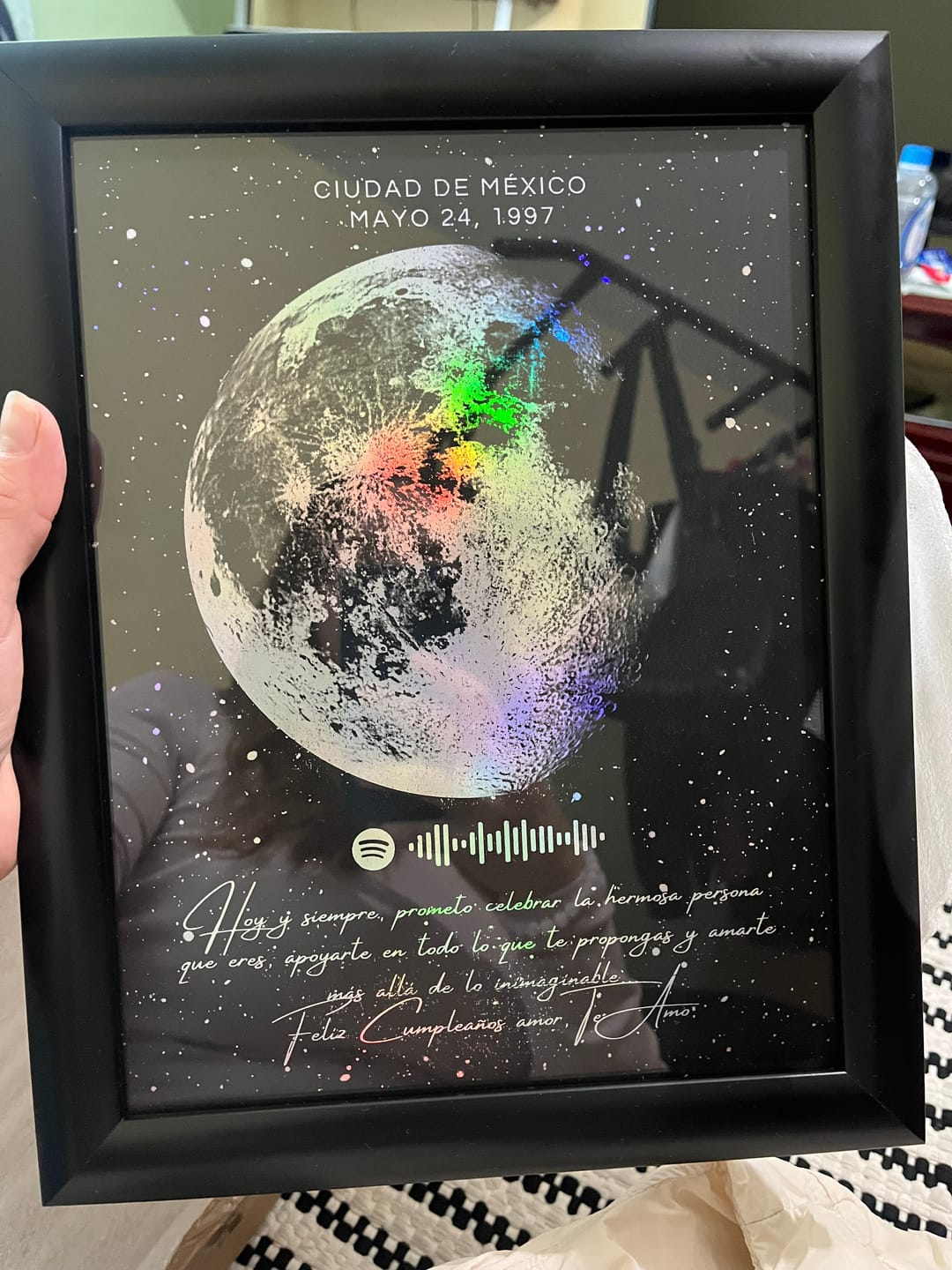 Customer photo review of Mapa Lunar Holográfico