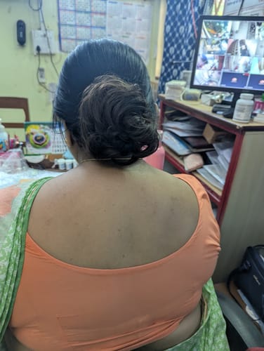 Customer photo review of Effortless Messy Bun