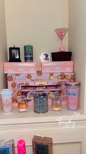 Customer photo review of P.Louise Spoilt For Choice Cream Bronzer Oven Bundle