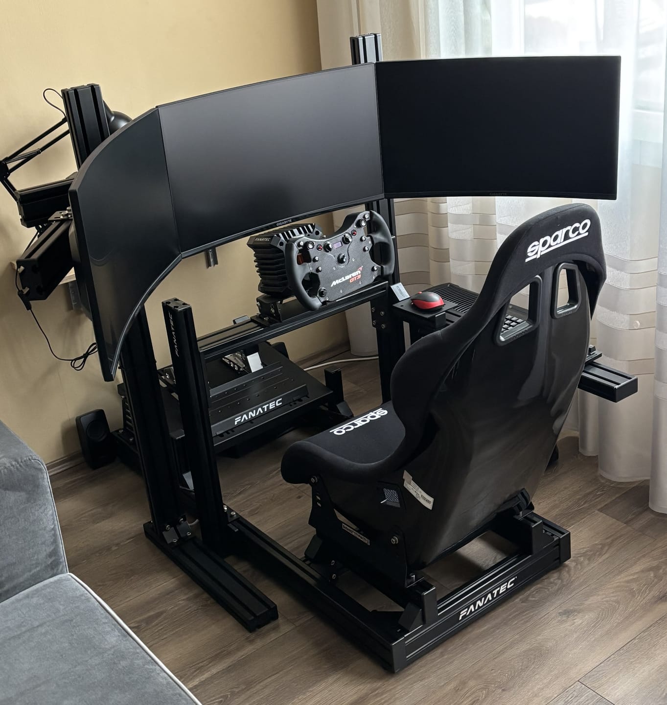 Customer photo review of Simulator Monitor Stand