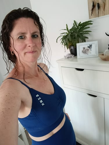 Customer photo review of Sport Bra Blauw