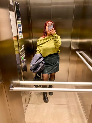 Customer photo review of SWEATER LINA PISTACHO