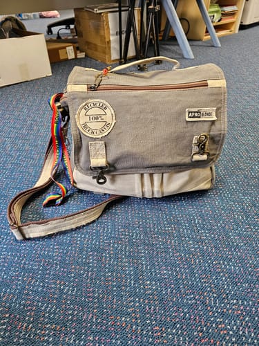 Customer photo review of Outpost Messenger Bag