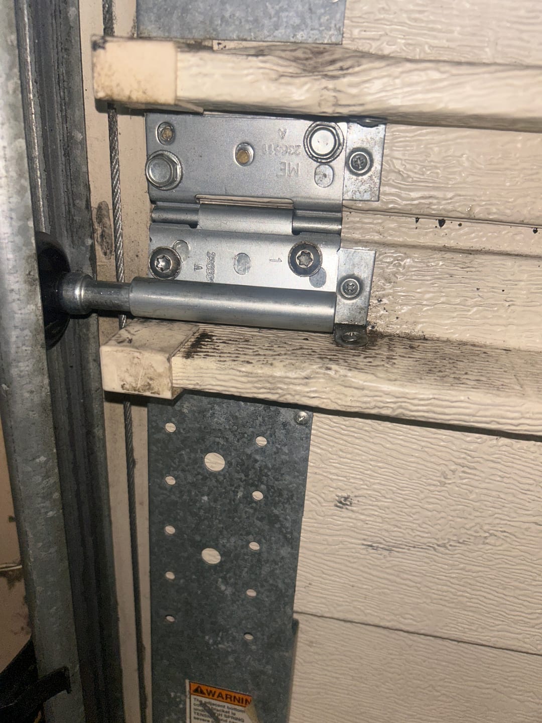 Customer photo review of Wayne Dalton Anti-Pinch | End Hinge