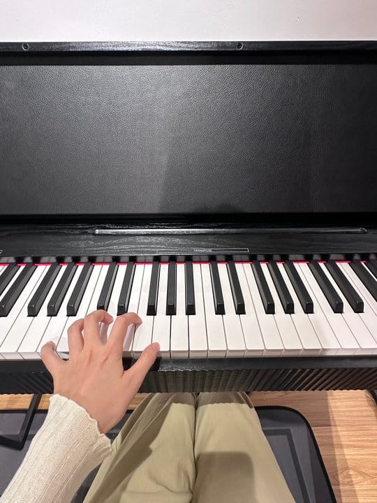 Customer photo review of Donner OURA™ S300 Piano numérique domestique 88 Touches avec Toucher Lourd