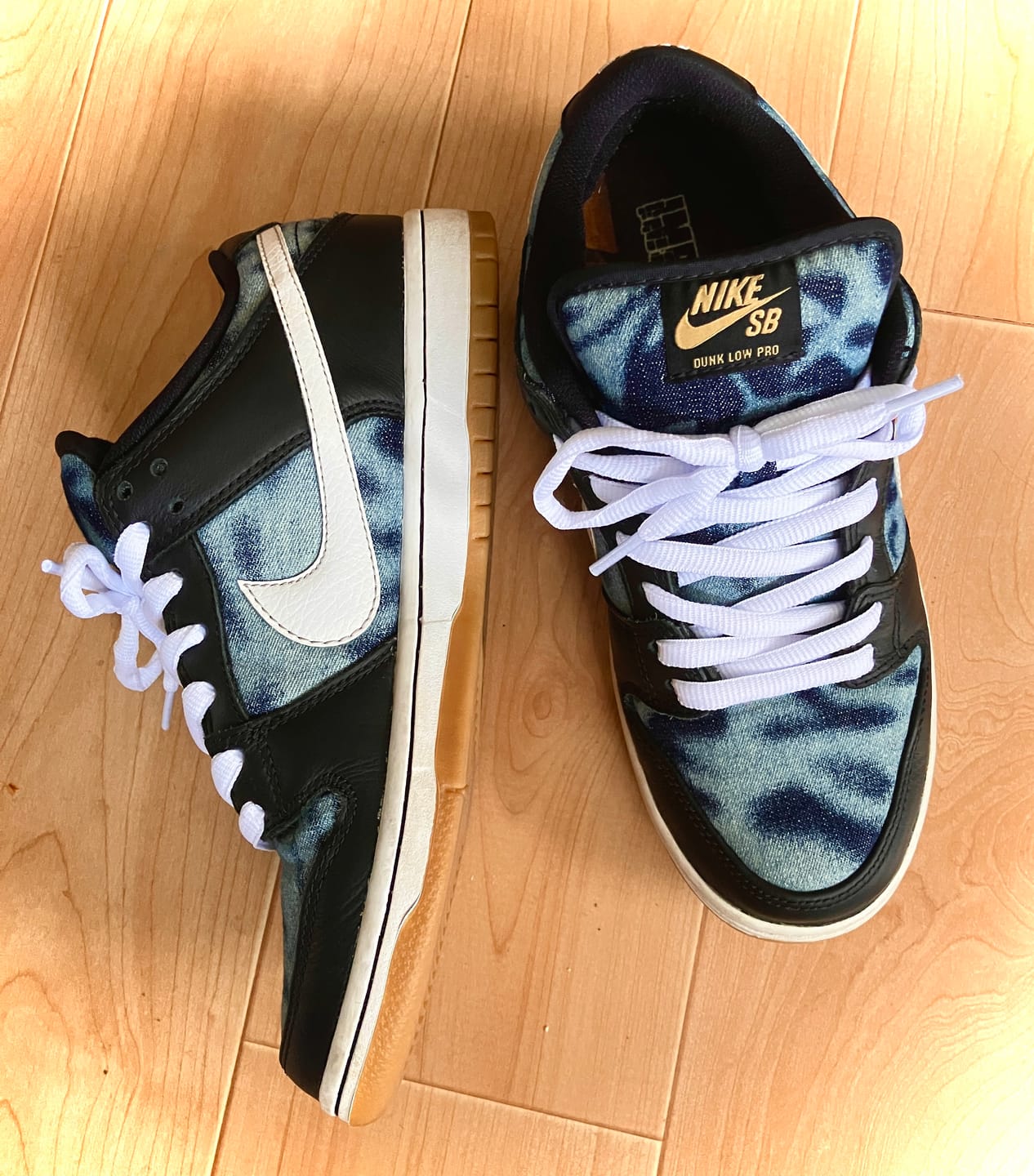 Customer photo review of Thick Oval Shoe Laces (Nike SB Laces)