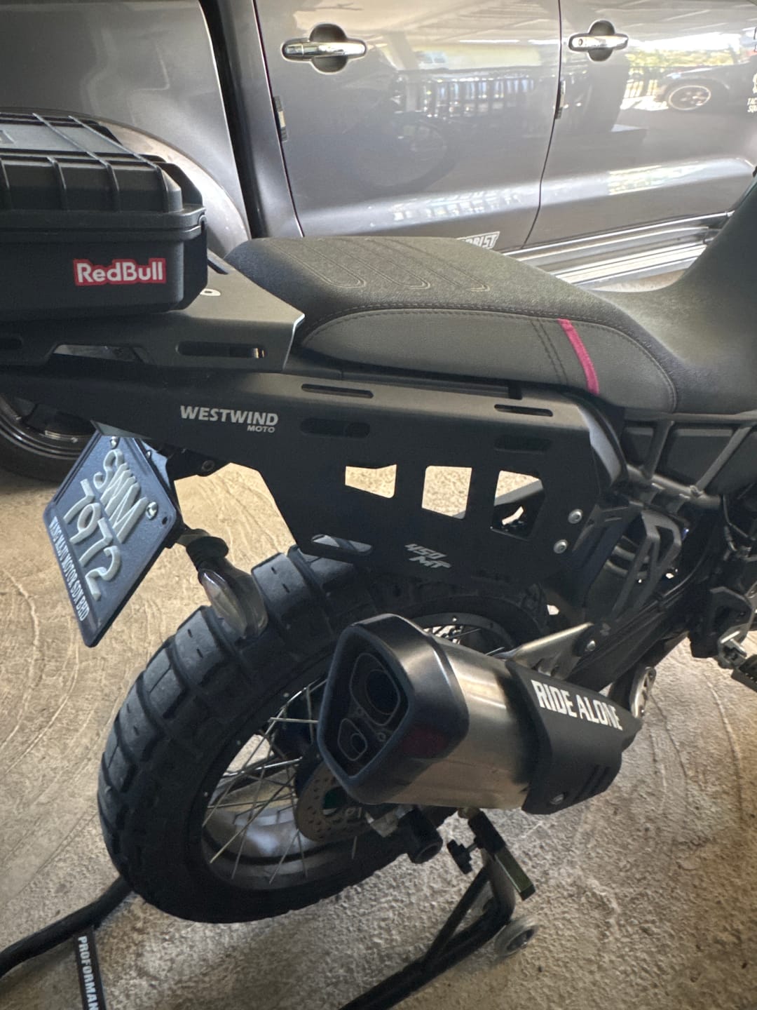 Customer photo review of CF450MT Luggage Rack Set