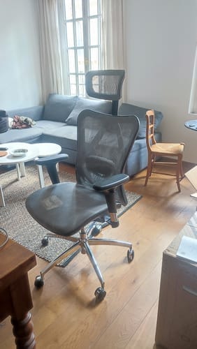 Customer photo review of M57 Classic Office Chair