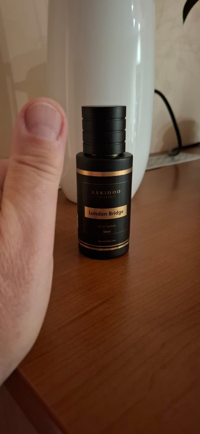 Customer photo review of London-Bridge