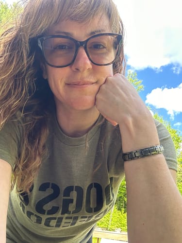 Customer photo review of Body Armor Titanium Magnetic Bracelet: Helps Pair Veterans With A Service Dog Or Shelter Dog