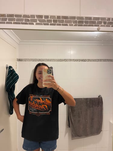 Customer photo review of Vintage Harley-Davidson South Dakota Tee (M)