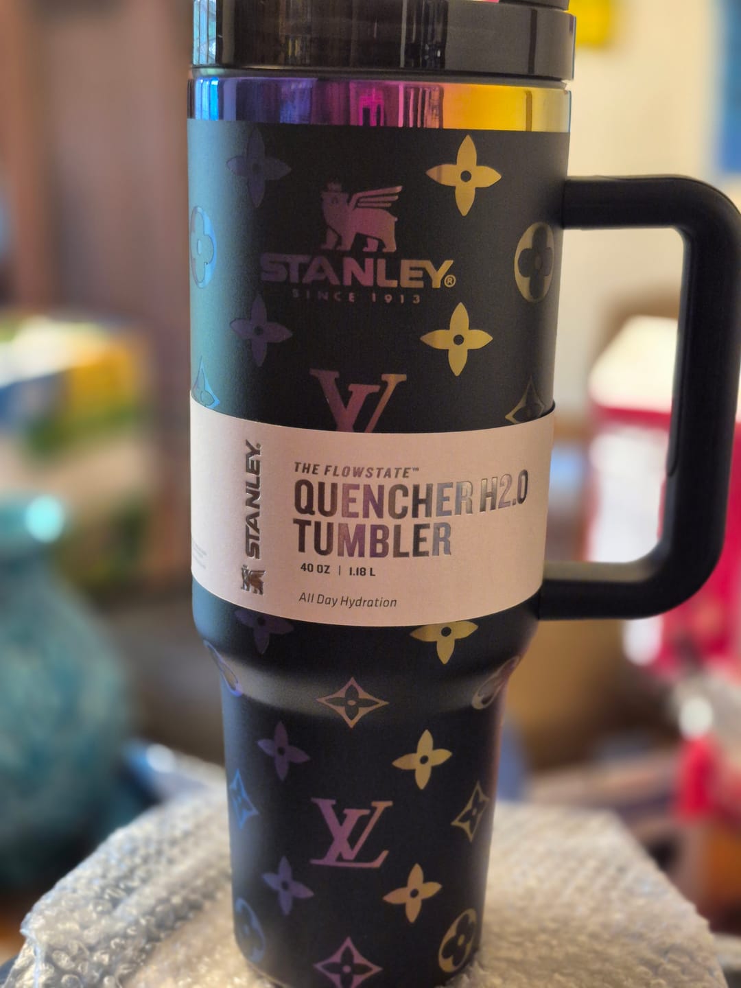 Customer photo review of Designer Holographic In-Car Insulated Cup 40OZ